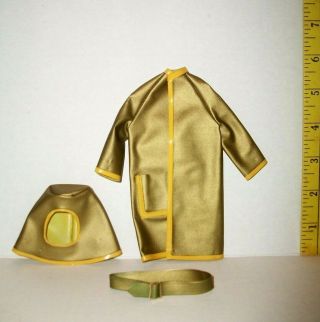 Vintage Maddie Mod Gold Raincoat Belt And Space Style Hat 1/6 Clone Slick Chick