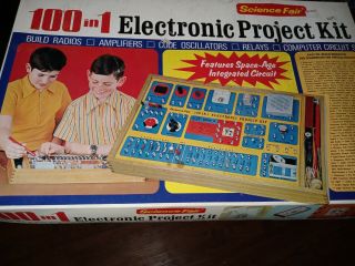 Vintage 1972 Science Fair 100 In 1 Electronic Project Kit Toy Radio Shack Tandy