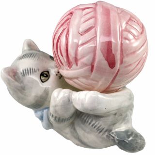 Fitz & Floyd Kitten Cat Ball Of Yarn Salt & Pepper Shakers Playing Tabby Vintage