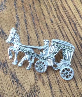 Gorgeous Vintage Horse And Carriage Brooch Pin.  Marcasite Silver Tone.  Sweet