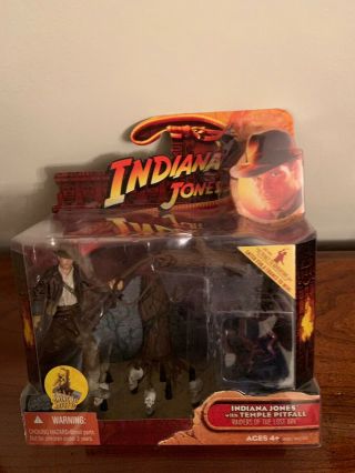 Indiana Jones With Temple Pitfall Raiders Of Lost Ark Package Hasbro