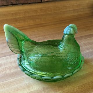 Vintage Hen On Nest Candy Trinket Dish Iridescent Lime Green Carnival Indiana 2