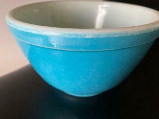 Vtg Pyrex Small 3.  25 " Tall Turquoise Blue Nesting Mixing Bowl 1 - 1/2 Pt 401