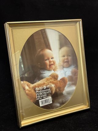Vintage 1970’s Gold Toned Metal Picture Frame 8x10 Metal Oval Insert