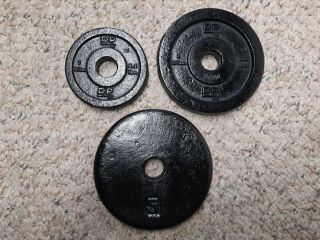 (3) Vintage Cast Iron Barbell Weight Plates Dp 4.  4,  2.  2 Lb Plus 5 Lb 1 " Hole