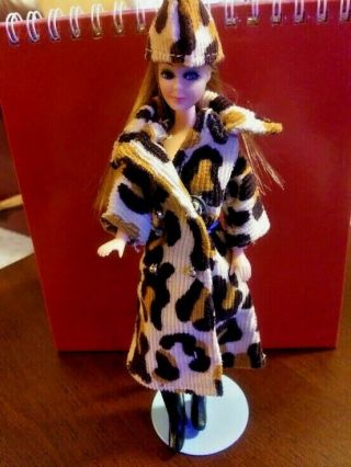 Vintage Dawn Doll And Her Handmade Fashion,  (stand Not)
