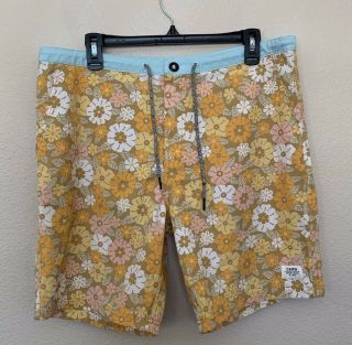 Katin Vintage Style Floral Men’s Board Shorts - Size 34