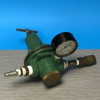 Vintage Lincoln Industrial Air Pressure Regulator Max 125 Psi With Guage 600009