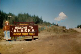 Vintage Old Photo Slide Of Smokey The Bear Welcome Sign Border Alaska & Canada