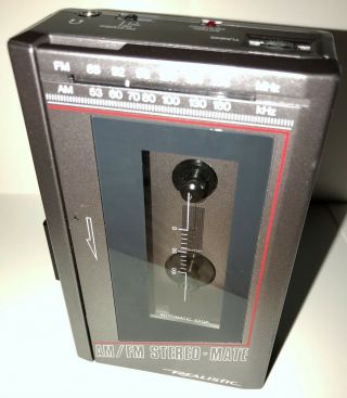 Vintage - Realistic - Am Fm Stereo”mate” - Cassette Player & Radio Scp - 24 Walkman