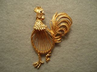 Vintage Large Golden Textured Metal Wire Design Belly Rooster Chicken Brooch Pin