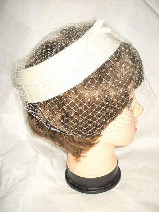 VINTAGE HAT WHITE RING WITH VELVET BOWS & VEIL Open Top Women Ladies Millinery 2