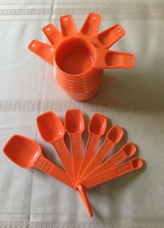 Tupperware Orange 6 Measuring Cups & 7 Spoons W Holder Vintage Euc