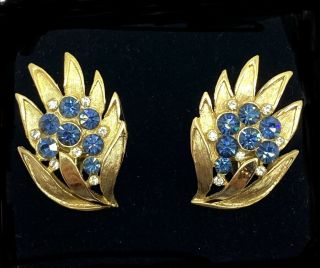Vintage Crown Trifari Sapphire Blue Rhinestone Earrings Clip On