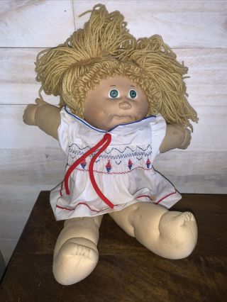 Vintage 1984 Cabbage Patch Doll Girl Long Blonde Hair Green Eyes