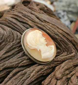 Vintage Shell Cameo Brooch Set In Sterling Silver With Gold Band