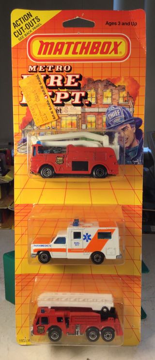 Vintage 1986 Matchbox International Toys Metro Fire Dept.  Gift Set Package 1102