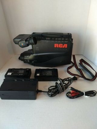 Vintage Rca Camcorder Vhs Video Camera Recorder Player Cc850 With Case & Charger