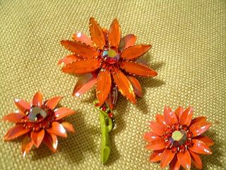 Gorgeous Vintage Orange Rhinestone Green Enamel Flower Brooch Earrings Set