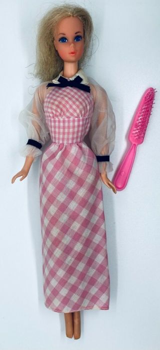 Vintage 1970s Mattel Quick Curl Barbie Doll W Pink & White Checked Dress 4220