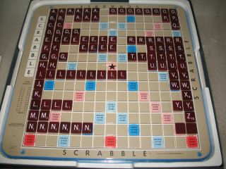 Vintage 1976 Selchow & Righter Deluxe Edition Scrabble Crossword Game Turntable