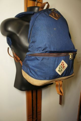 Vintage 1970s Camp Trails Leather Bottom Backpack Daypack Summit Pack Retro Vtg