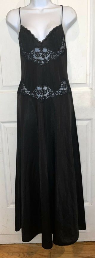 Vtg 70s Vanity Fair Collectibles Long Silky Black Lace Trim Nightgown 34 / S