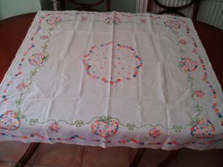 Vintage Linen Hand Embroidered Hearts & Flowers Design Table Cloth 41 " X 41 "