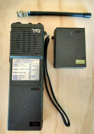 Icom Ic - M2 Vhf Marine Handheld Radio Transceiver Vintage 2 Batteries