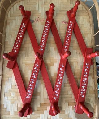 Vintage Red Wood Expandable Folding 10 Peg Wall Hanger Flowers Accordion Kitchy