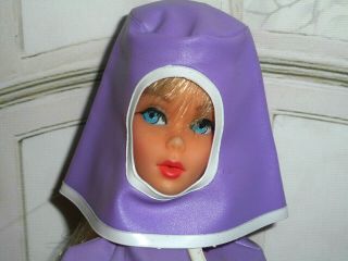 Vintage Barbie CLONE MADDIE MOD SLICK CHICK 1726 PURPLE RAINCOAT HAT BELT BOOTS 2
