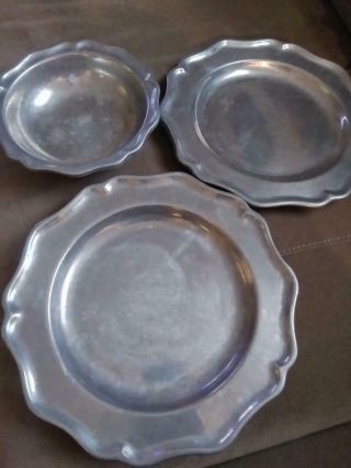 Vintage Pew - Ta - Rex Colonial York Pa Pewter - 2 Dinner Plates & 1 Soup Bowl