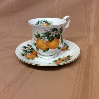 Vintage Elizabethan Fine Bone China - Florida Oranges Tea Cup & Saucer