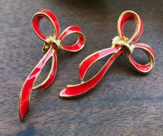 Vintage Red Enamel Over Gold Metal Ribbon Pierced Earrings Christmas Holidays