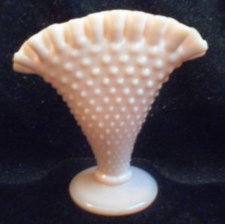 Vintage Fenton Small Pink Milk Glass Hobnail Fan Shaped Fan 4 Inches Tall