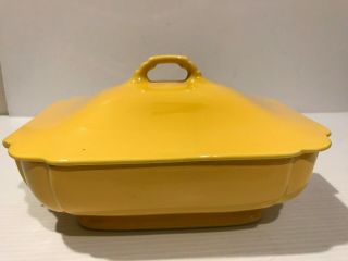 Vtg Riviera Yellow Covered Casserole Dish From Homer Laughlin Early Fiesta