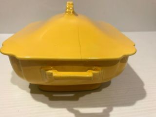 VTG Riviera Yellow Covered Casserole Dish from Homer Laughlin EARLY FIESTA 3