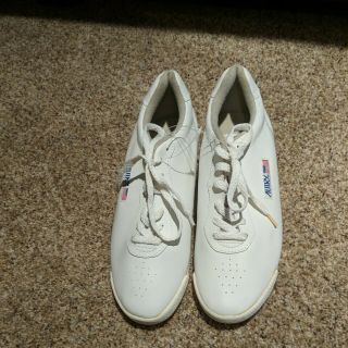 Vintage Retro Autry Jillie Sneakers Athletic Tennis Shoes Leather Size 10 Womens