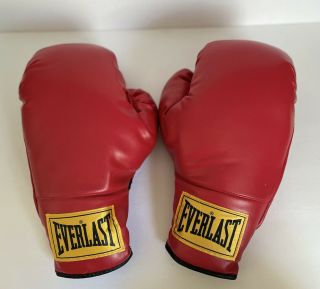 Vintage Everlasting 16 Oz.  Boxing Gloves Tn:16 Red