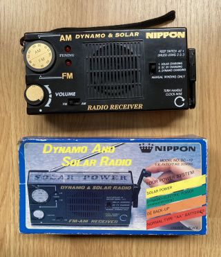 Vintage Nippon Dynamo Solar Am Fm Hand Crank Radio Receiver
