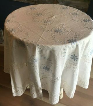 Vintage Round Tablecloth Floral French Country Lace Needlepoint Blues 60 