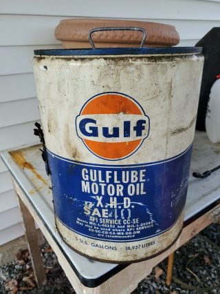 Gulf Oil Corp - 5 Gallon Oil Can (vintage) Gulflube Motor Oil X.  H.  D.  Sae Houston