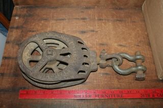 Heavy Vintage Antique F.  E.  Myers Cast Iron Roller Bearing Barn Pulley No.  H - 411