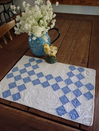 Sweet Cottage Home Vintage 30s Cornflower Blue & White Table Doll Quilt 20x14