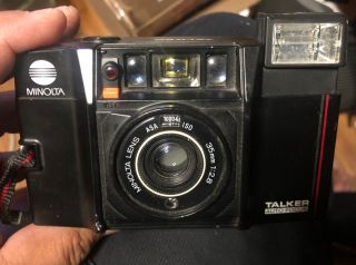 Vintage Minolta Talker Af - S V 35mm Camera F2.  8 / Point & Shoot 35 Mm