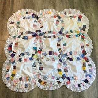 Vintage Handmade Wedding Ring Quilt 48” X 48” With Eyelet Ruffle