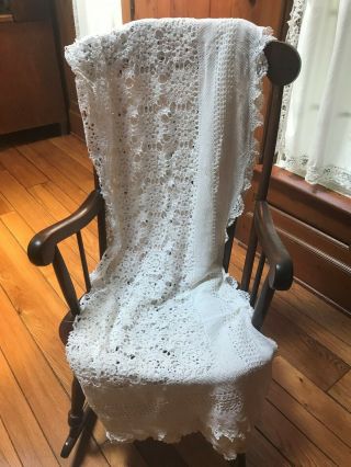 Farmhouse Chic Vintage Handmade Lace Bedspread Coverlet/lace Table Covering
