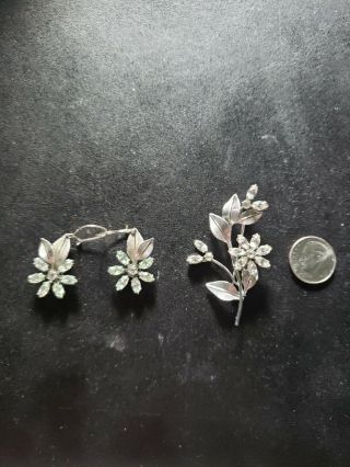 Vintage Krementz Rhinestone 2.  25 " Flower Pin Brooch And Earing Set.