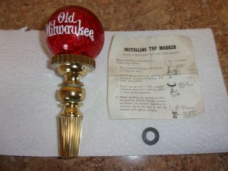 Rare N.  O.  S. ,  Vintage 1969 Old Milwaukee Beer Tap Handle Festive Round Red Ball