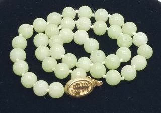 Vintage Marvella 15 " Choker Necklace Faux Jade Green Peking Glass Estate Jewelry